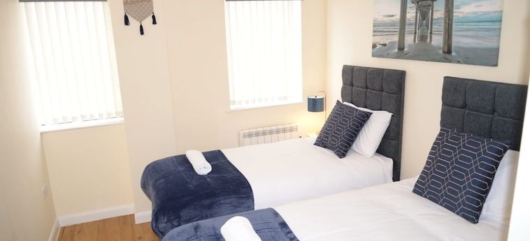 REAL - QUEENS SERVICED APARTMENTS 3 Stelle