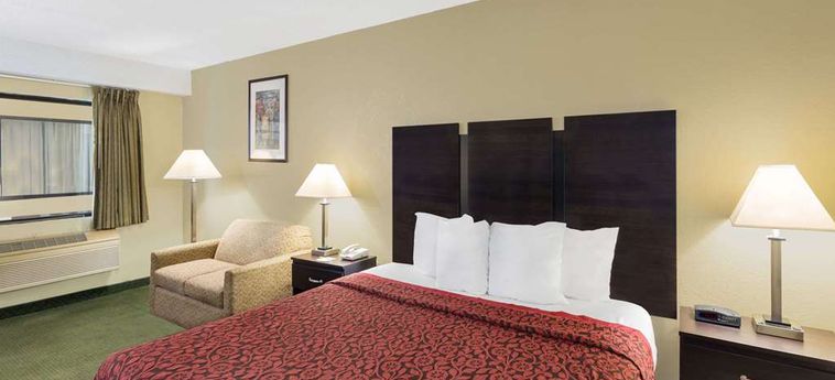 Hotel Days Inn & Suites By Wyndham Columbia Airport:  WEST COLUMBIA (SC)