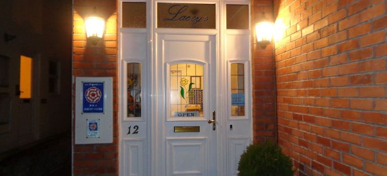 Lacey's Guest House:  WEYMOUTH