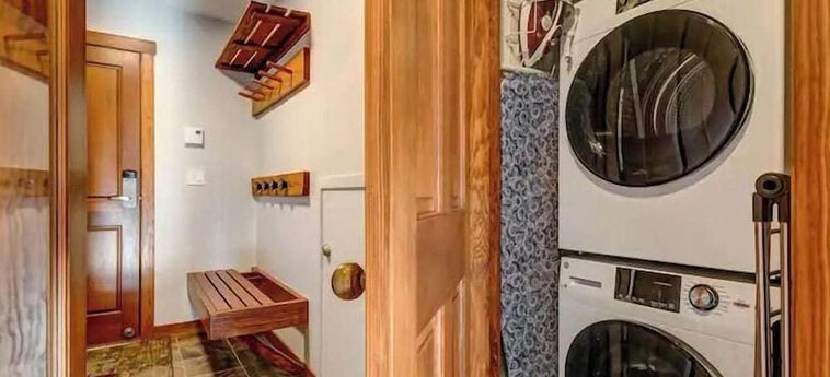Hotel Creekside 2 Bedroom With Incredible Mountain Views Whistler: Foto 