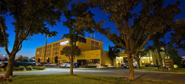 Doubletree By Hilton Hotel Wichita Airport:  WICHITA (KS)