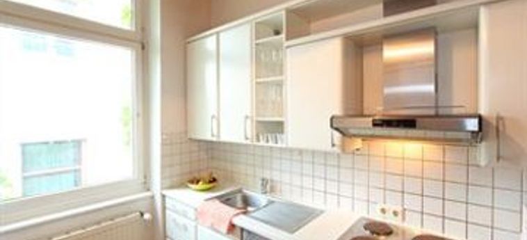 Checkvienna Edelhof Apartments:  WIEN