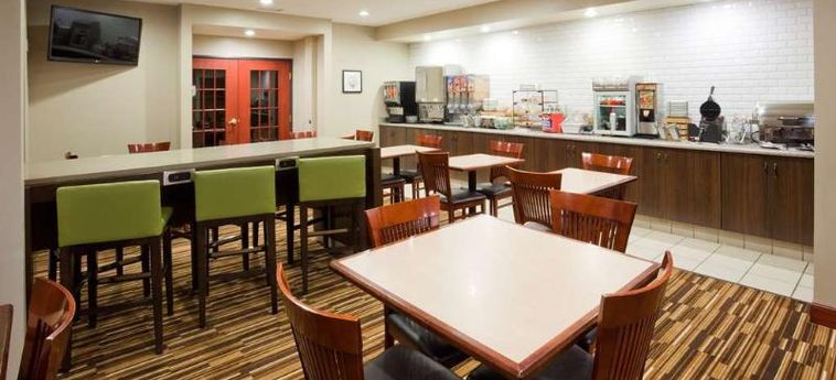 COUNTRY INN SUITES BY RADISSON WILLMAR MN 3 Sterne