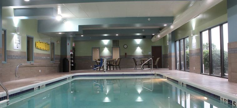 Hotel Holiday Inn Express Wilmington:  WILMINGTON (OH)