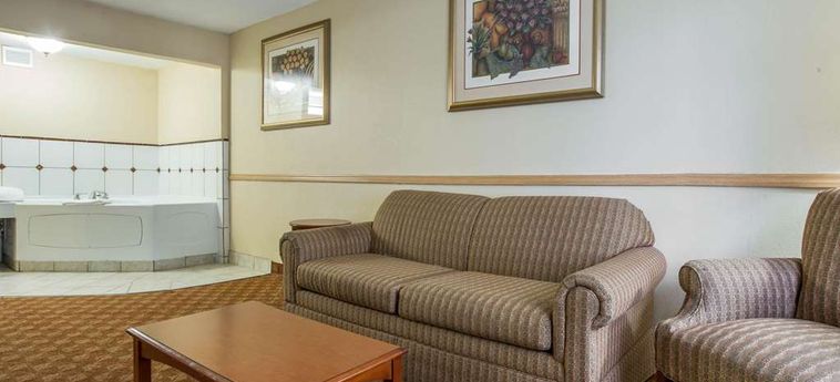 Hotel Quality Inn &Amp; Suites Hanes Mall Winston Salem (Nc): Photo 