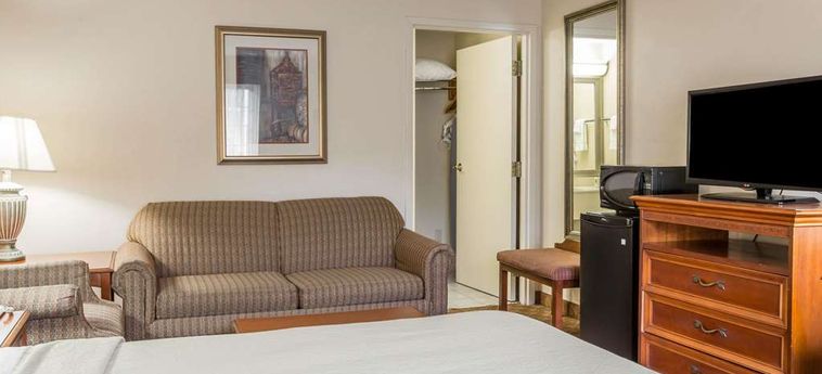 Hotel Quality Inn &Amp; Suites Hanes Mall Winston Salem (Nc): Photo 