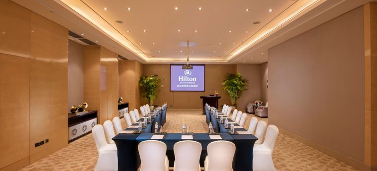 Hotel Hilton Wuhan Riverside:  WUHAN