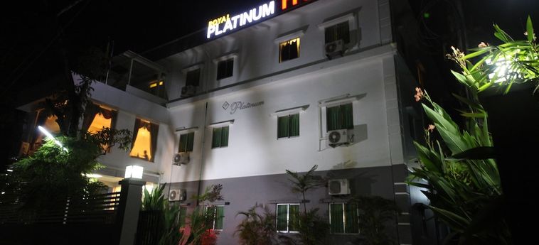 Hotel ROYAL PLATINUM HOTEL
