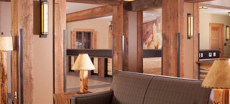 Hotel Canyon Lodge:  YELLOWSTONE NATIONAL PARK (WY)