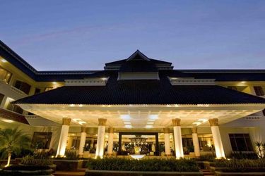 Hotel Santika Premiere Jogja:  YOGYAKARTA