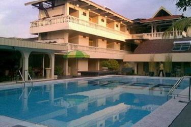 Hotel Grand Rosela:  YOGYAKARTA