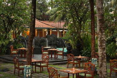 Hotel Melia Purosani:  YOGYAKARTA