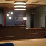 HOLIDAY INN EXPRESS HOTEL & SUITES YORK SOUTHEAST 2 Stars