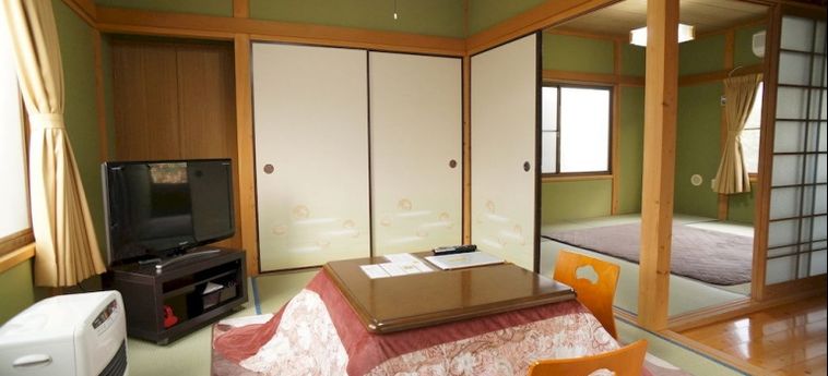 Hotel Makibanoie:  YUFU - OITA PREFECTURE