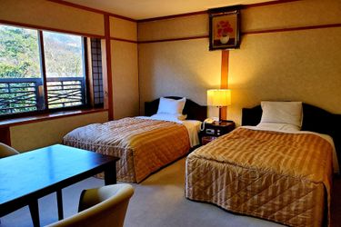 Hotel Yufuin Santokan Yufu - Oita Prefecture: Photo 