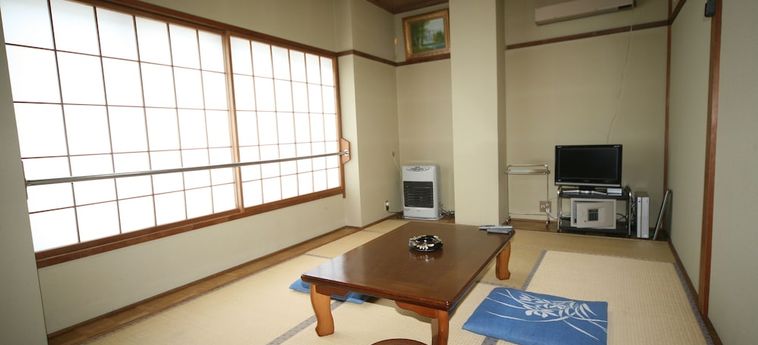 YUZAWA SKI HOUSE 1 Stern