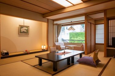 Hotel Shosenkaku Kagetsu:  YUZAWA - NIIGATA PREFECTURE