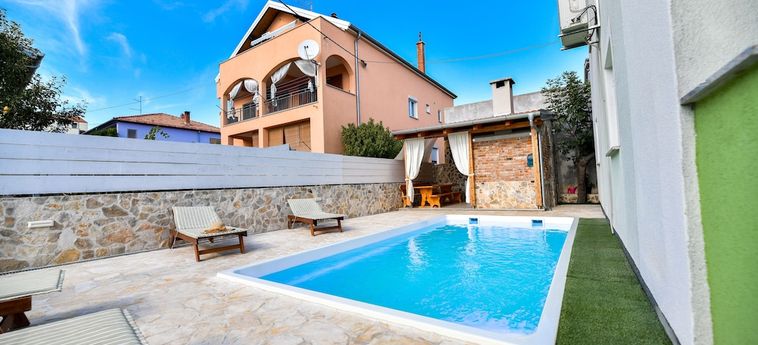Hotel Villa Medun - Private Pool &Amp; Bbq Zadar - Dalmacia: Foto 