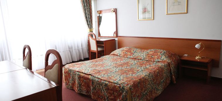 I Hotel - Non Refundable Room:  ZAGABRIA