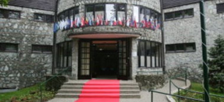 Hotel Tomislavov Dom:  ZAGREB
