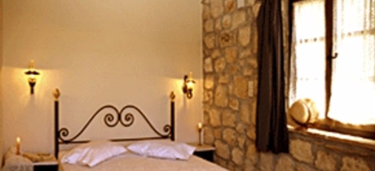 Hotel Leeda's Village Traditional Luxury Villas:  ZANTE