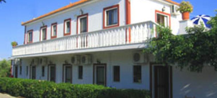 Hotel Villa Kapnisi:  ZANTE