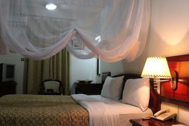 Hotel Safari Lodge :  ZANZIBAR