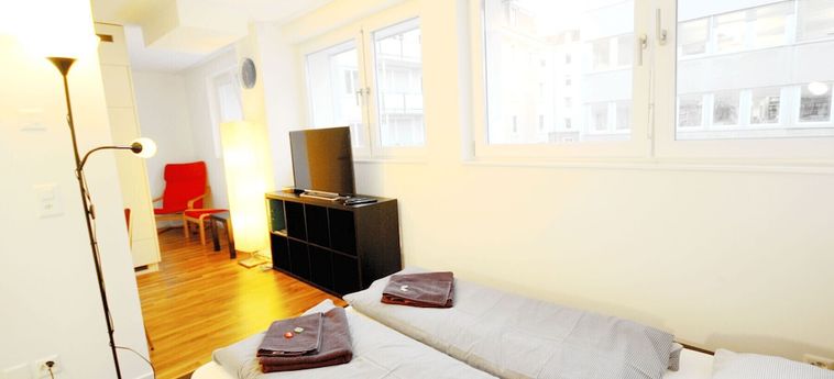 Zh Badenerstrasse I - Hitrental Apartment Zurich : Photo 
